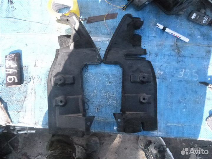 Диффузор радиатора Lexus Ls600Hl UVF46 2UR-FSE