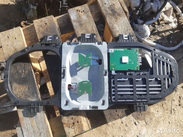 Антенна Mercedes-Benz ML350 (W164)