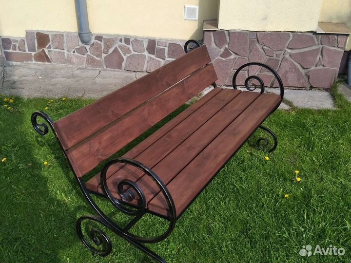 Лавочка садовая