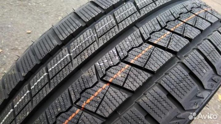 Vitour Ice Line 245/50 R18