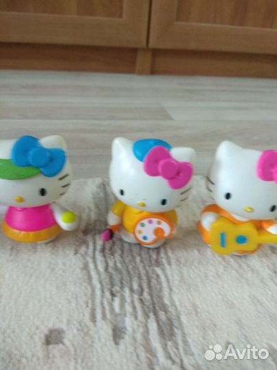 Хелло Китти из Мак Дака