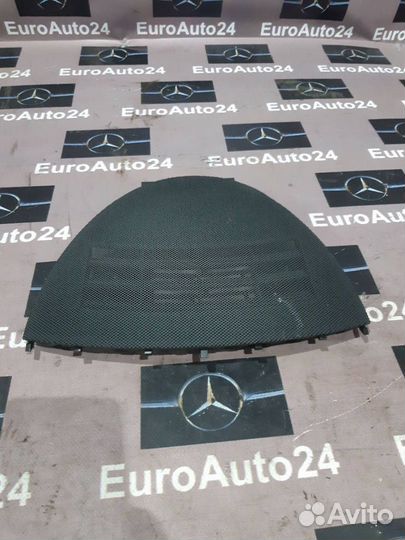 Решетка вентиляционная A2118310036 Mercedes-Benz E