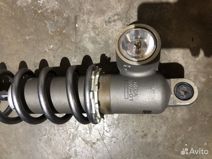 Амортизатор showa mke-a31