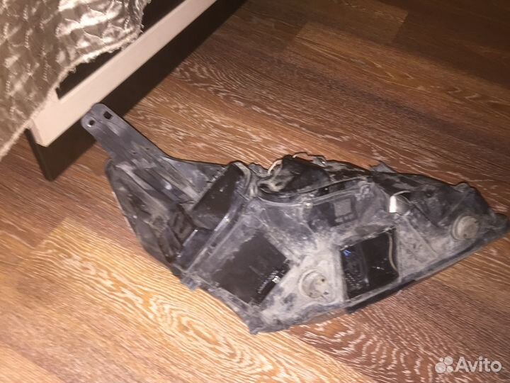 На Опель вектра Опс или с левая фара би ксенон