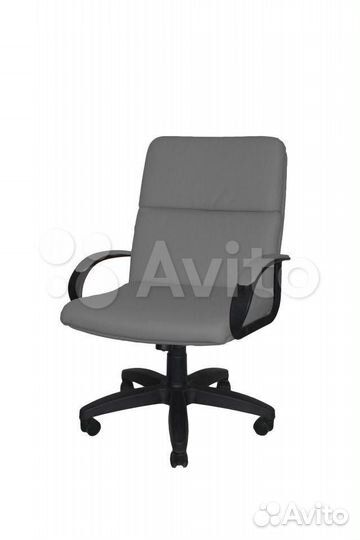 Офисное кресло