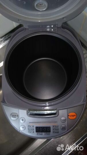 Мультиварка новая