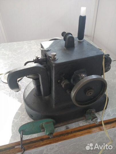 Скорняжная машинка