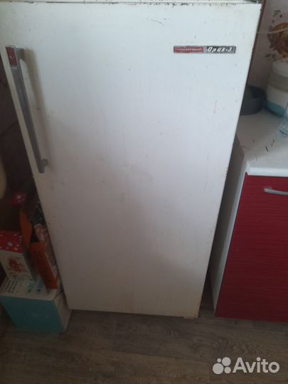 Холодильник на запчасти