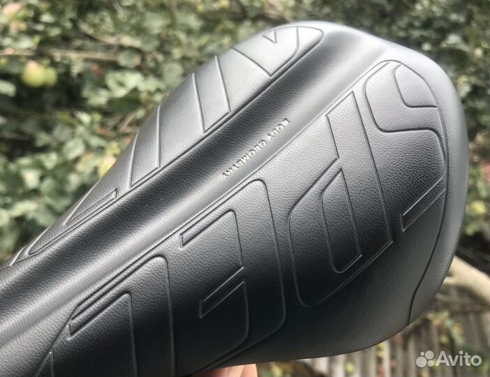 Седло Spazialized Body Geometry