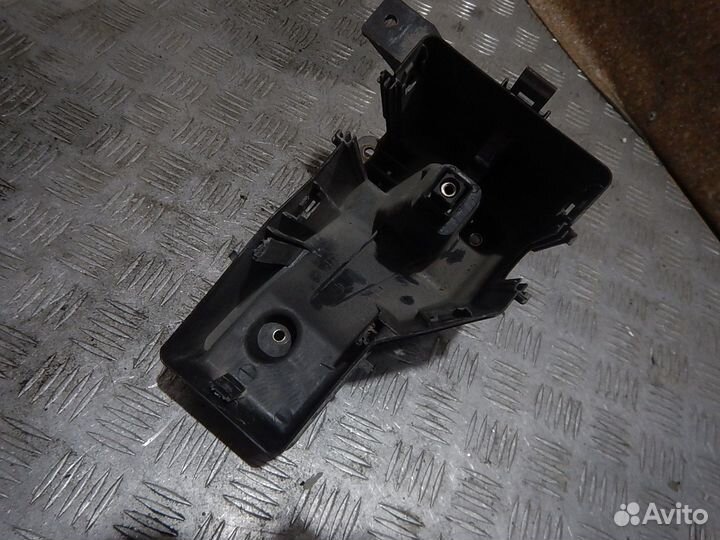 Корпус блока предохранителей, Toyota (Тойота) -RAV