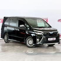 Toyota Voxy 1.8 CVT, 2018, 93 000 км, с пробегом, цена 2 590 000 руб.