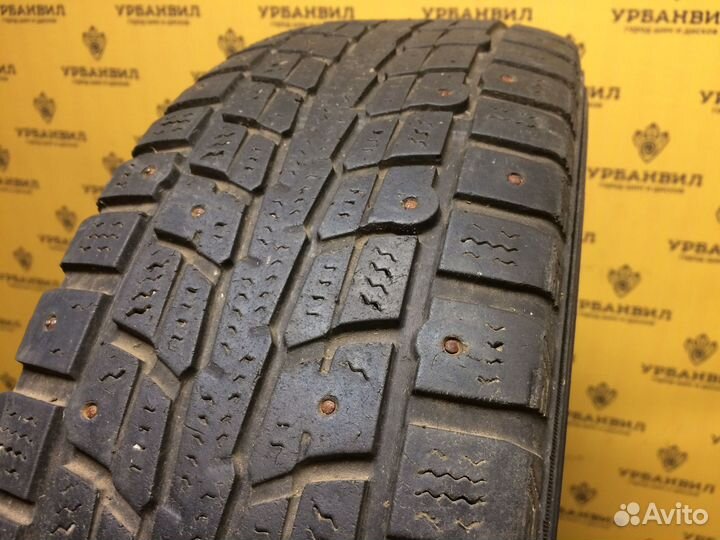 Dunlop SP Winter Ice 01 175/70 R14 84T