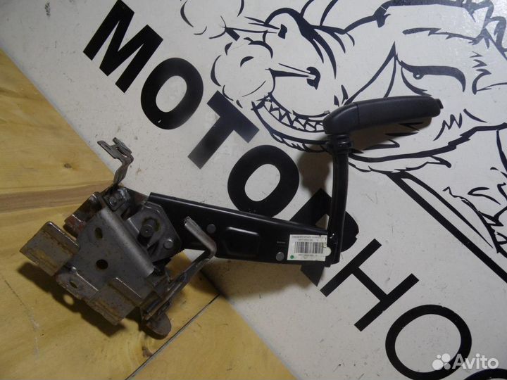 Ручка ручника Пежо 308