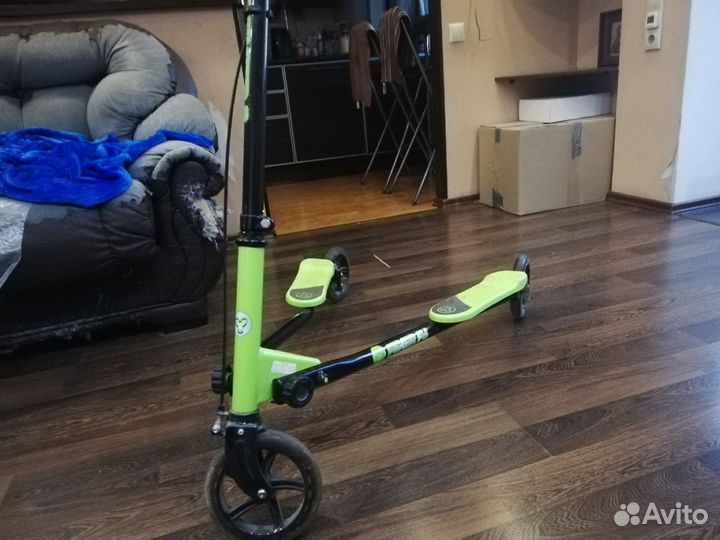 Инерционный самокат