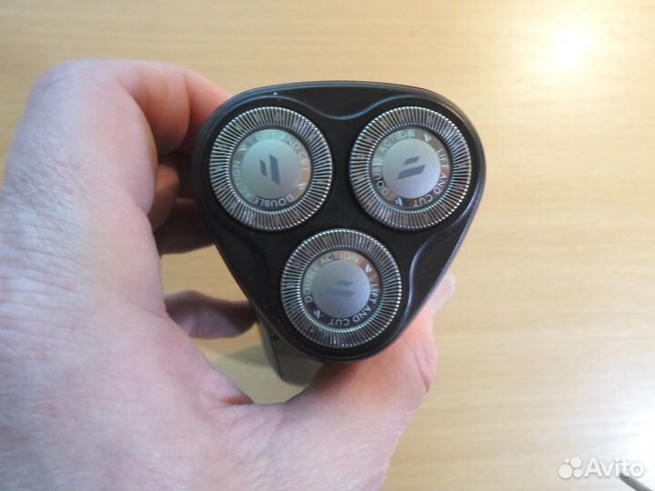 Бритва электрическая philips