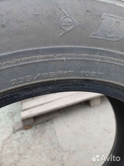 Dunlop SP Winter Ice 01 235/65 R17