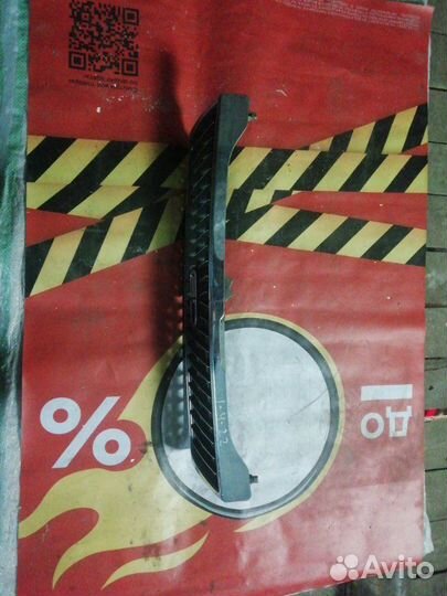 Решетка радиатора передняя Toyota Carina Ed