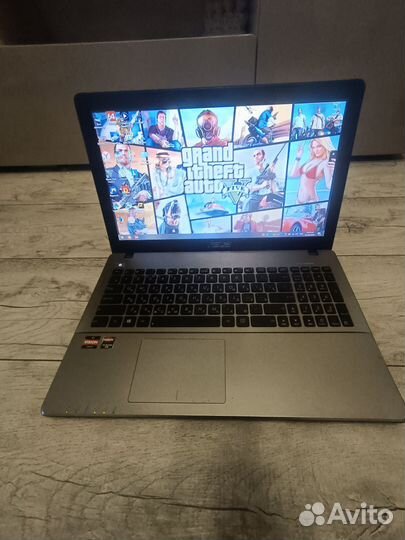 Игровой ноутбук 4 ядра 8 озу,ssd 256+500hdd,2video