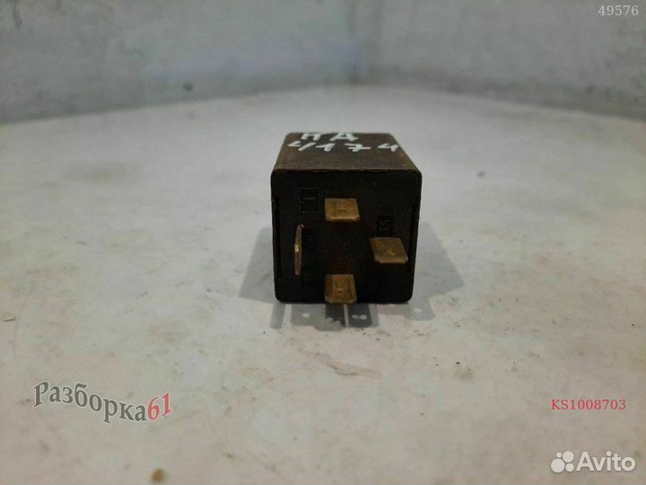 Реле стеклоочистителя volkswagen golf 2 Заднего стекла