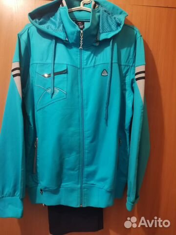 Спортивный костюм женский