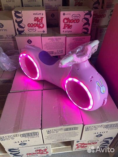 Беговел Star One Scooter