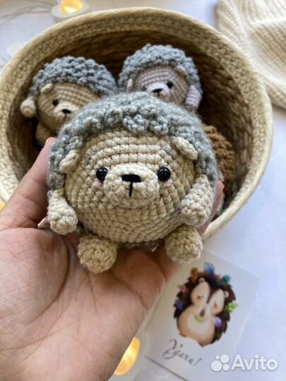 Игрушка вязаная ёжик