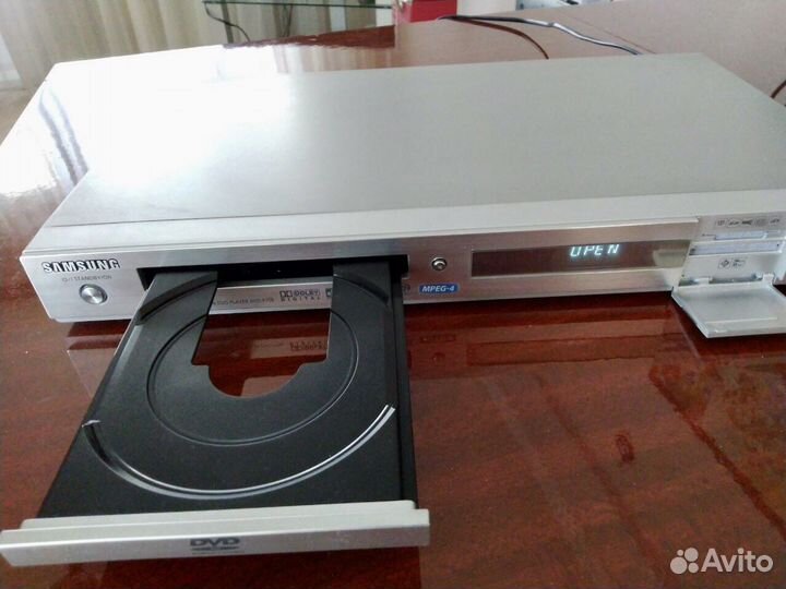 DVD проигрыватель Samsung - P750