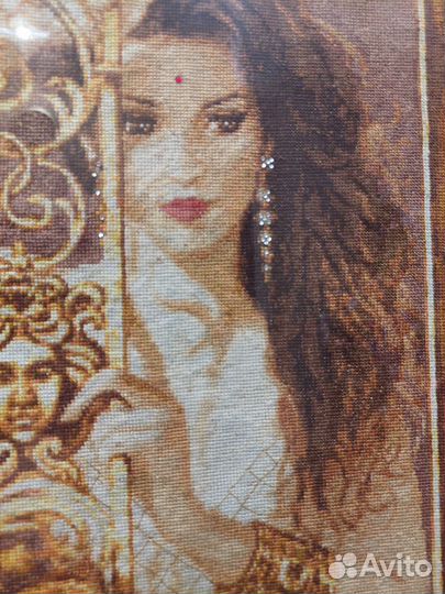 Вышитая картина 43 на 26см золотое руно