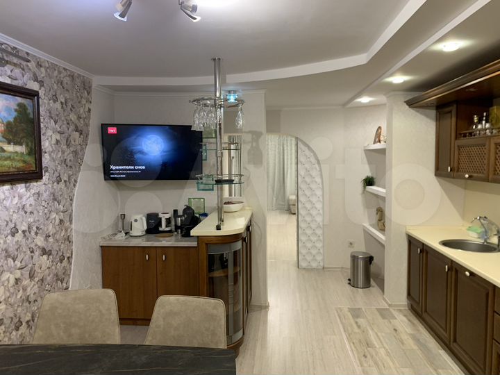 3-к. квартира, 103 м², 3/5 эт.