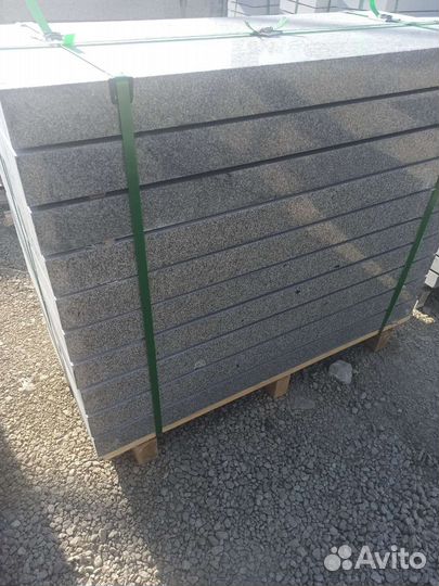 Памятники из Сибирского гранита оптом