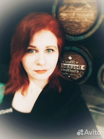 Бармен-официант, администратор