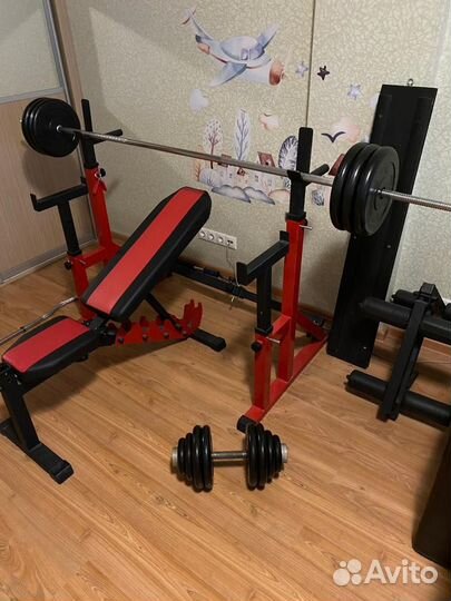 Тренажер для жима с комплектом