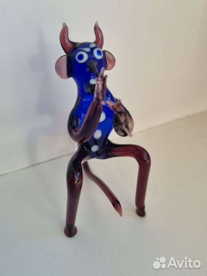 Стеклянные фигурки