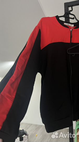 Спортивный костюм женский