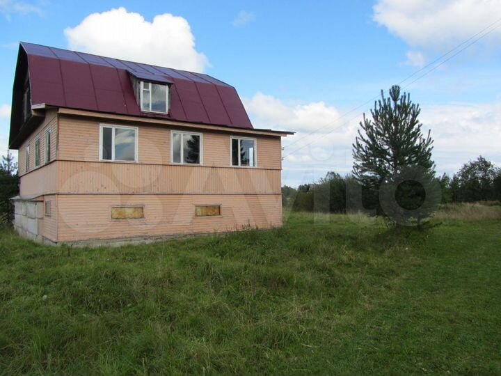 Дом 195,4 м² на участке 33 сот.