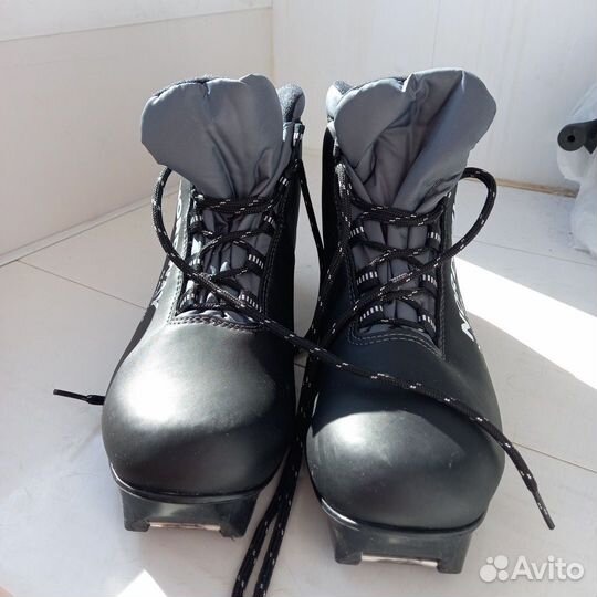 Лыжные ботинки nordway. Размер 43