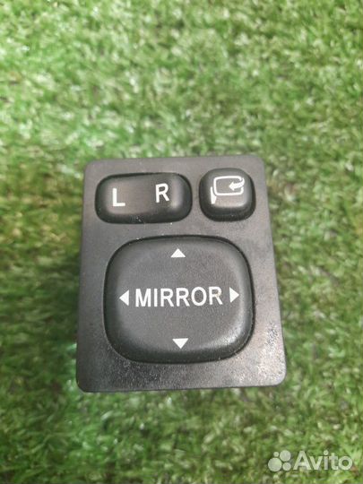 Кнопка регулировки зеркал Toyota Rav4 A40 2.0
