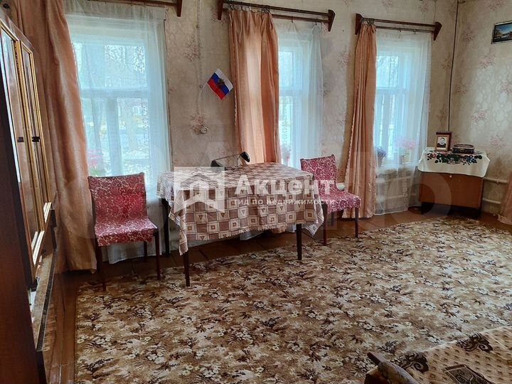 Дом 49 м² на участке 8 сот.