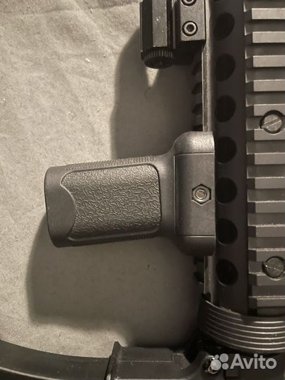 Автомат на орбизах Cyma M4 UP