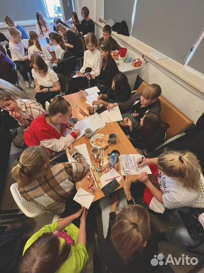 Ведущий мероприятий