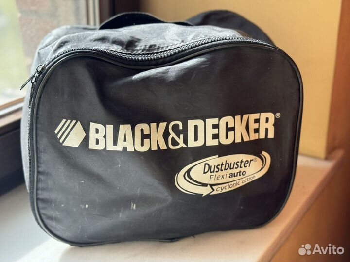 Автомобильный пылесос Black & Decker