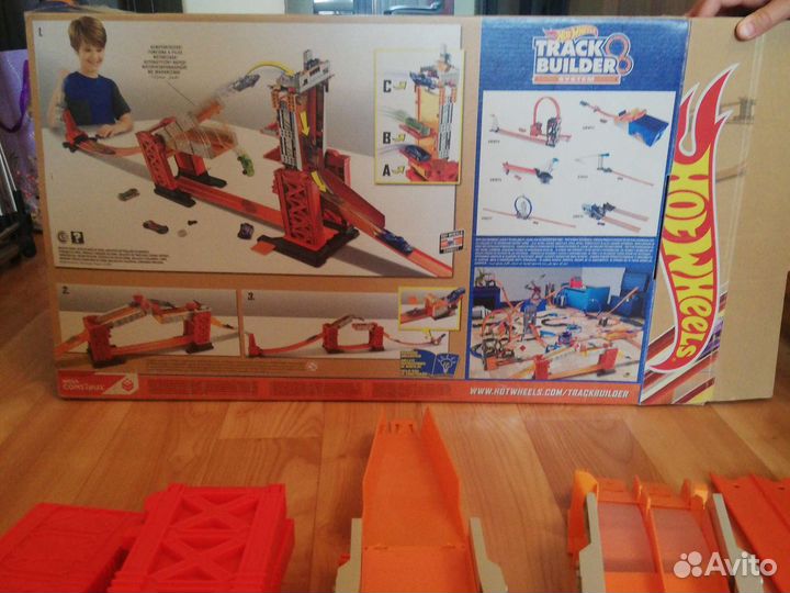 Hot wheels track builder