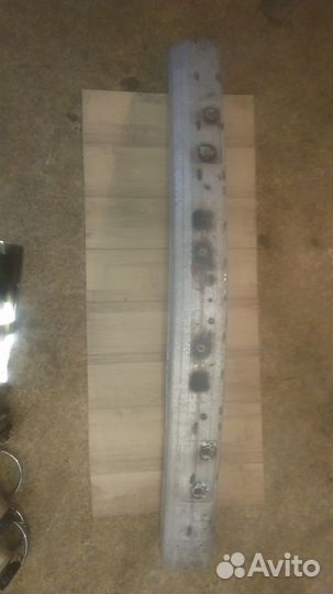 Усилитель бампера bmw e34