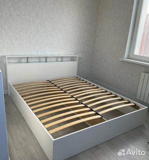 Кровать 180х200