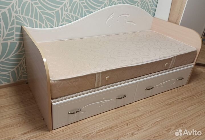Детская кровать 90 190