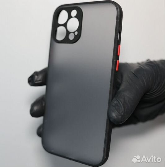 Чехол на iPhone