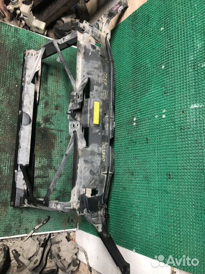 Рамка радиатора (телевизор) Mazda6 GG