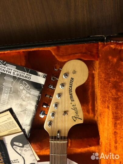 Fender American Vintage Reissue Stratocaster 70s