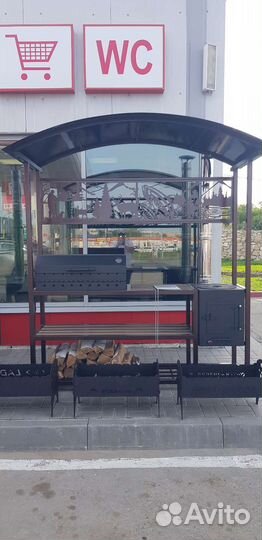 Мангал с печькой под казан и крышей