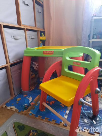 Детский стол и стул 